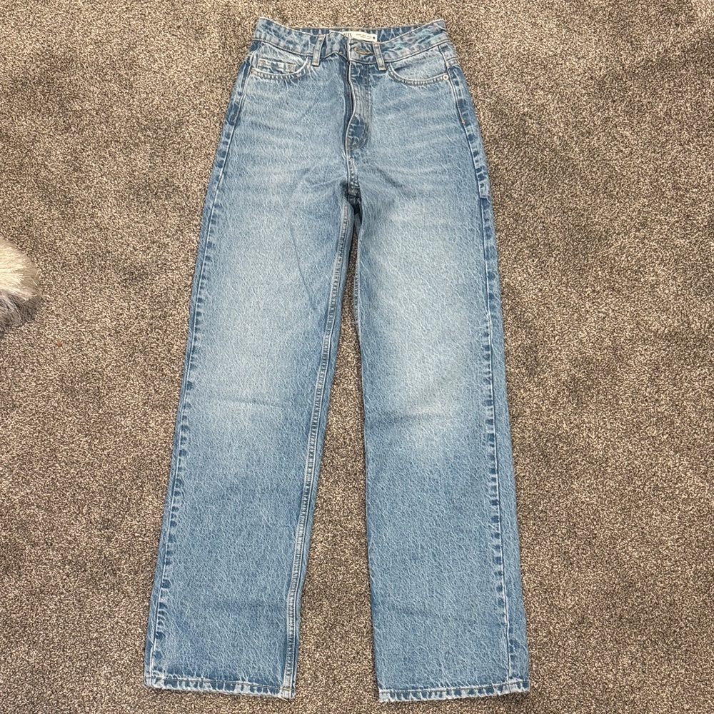 Zara Straight Leg Blue Jeans